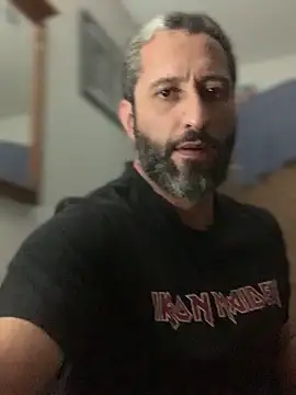 Snapshot of Calientesensible chatting on 04-16-26, 03:40 Calientesensible online show from 04-16-26, 03:40