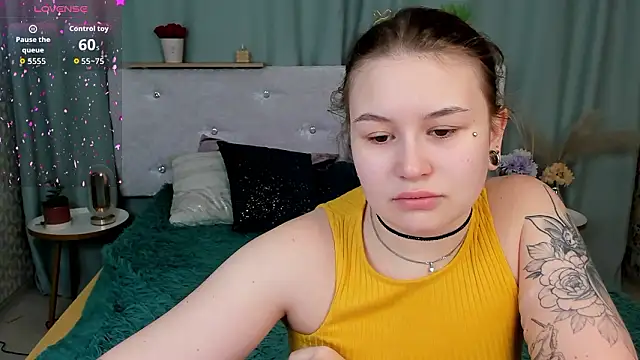 MilanaXHoney online show from 02-24-26, 12:52