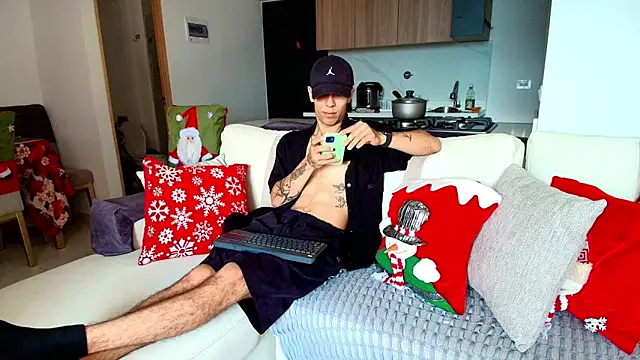 liorvante online show from 12-18-25, 03:51