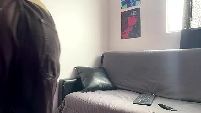 liorvante online show from 02-15-26, 01:31