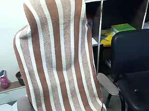 TwinklyBasket897 online show from 12-03-25, 03:21