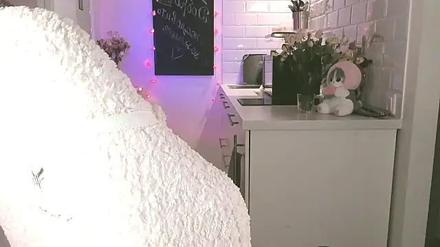 Snapshot of MePretty chatting on 03-03-25, 08:54 MePretty online show from 03-03-25, 08:54