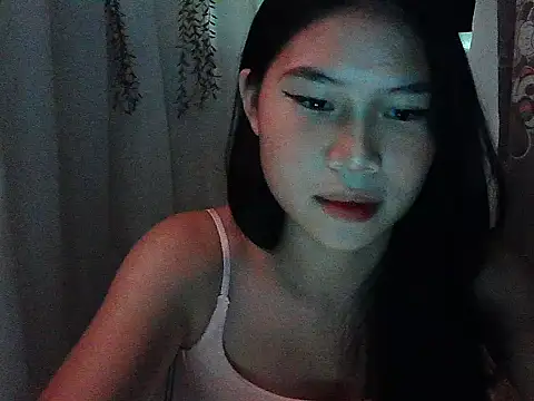 Allysonxx05 online show from 01-10-26, 05:20