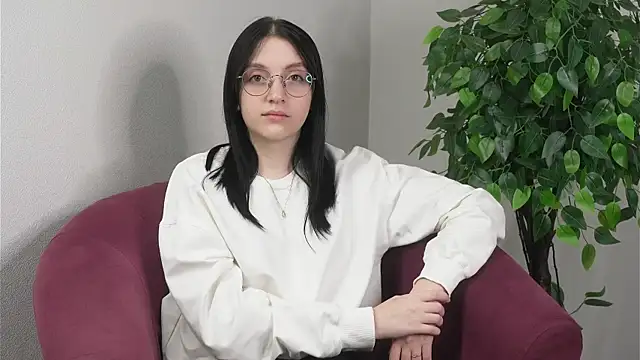 Snapshot of AmyDilox chatting on 12-01-25, 05:45 AmyDilox online show from 12-01-25, 05:45