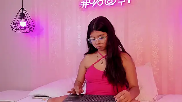 Scarletrose  online show from 12-01-25, 08:47