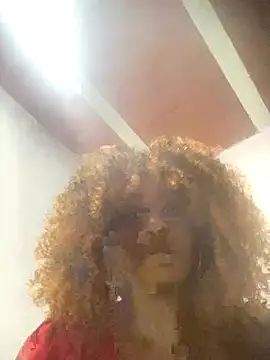 Snapshot of Arishadavis chatting on 12-02-25, 01:55 Arishadavis online show from 12-02-25, 01:55