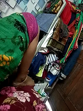 Snapshot of deshi_bhabi_Anita chatting on 02-05-26, 08:41 deshi bhabi Anita online show from 02-05-26, 08:41