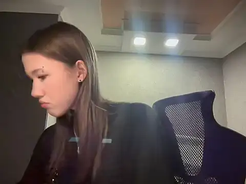 lilXdomii online show from 12-16-25, 04:01