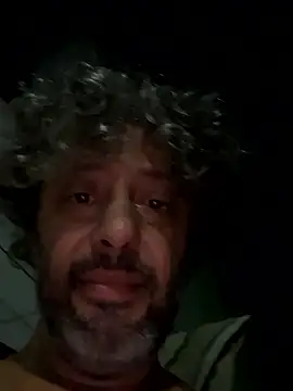 Snapshot of Petebulimia chatting on 01-13-26, 01:22 Petebulimia online show from 01-13-26, 01:22