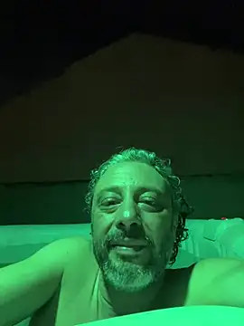 Snapshot of Petebulimia chatting on 01-15-26, 05:12 Petebulimia online show from 01-15-26, 05:12