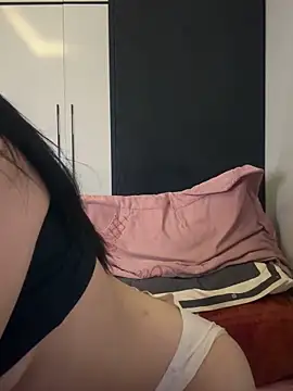 MGirlCute online show from 12-13-25, 08:58