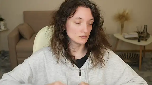 Snapshot of TameraNiedermeyer chatting on 12-03-25, 01:31 TameraNiedermeyer online show from 12-03-25, 01:31