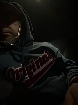 Snapshot of ValuedConcept687 chatting on 02-05-26, 09:25 ValuedConcept687 online show from 02-05-26, 09:25