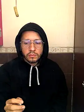 Snapshot of MasterVedetto chatting on 12-01-25, 09:14 MasterVedetto online show from 12-01-25, 09:14