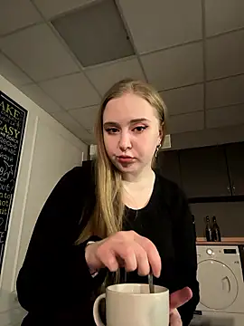 AprilHughes online show from 01-13-26, 06:24