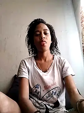 Snapshot of IndianSativa2 chatting on 12-14-25, 03:06 IndianSativa2 online show from 12-14-25, 03:06