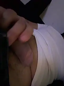 Snapshot of Samcan3 chatting on 02-25-26, 11:09 Samcan3 online show from 02-25-26, 11:09