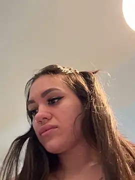 SiennaLuxexx online show from 02-20-26, 12:49