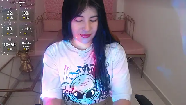 Nina harpper  online show from 12-03-25, 01:20