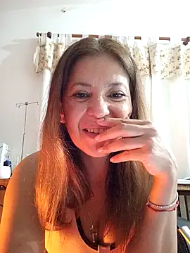 Snapshot of GRINGADELICIOSA chatting on 12-02-25, 03:34 GRINGADELICIOSA online show from 12-02-25, 03:34