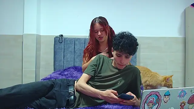 hottie couplee online show from 12-03-25, 10:52