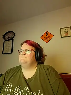 LiaraStrife online show from 12-02-25, 06:41