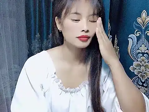 Snapshot of Nana569 chatting on 12-15-25, 07:29 Nana569 online show from 12-15-25, 07:29