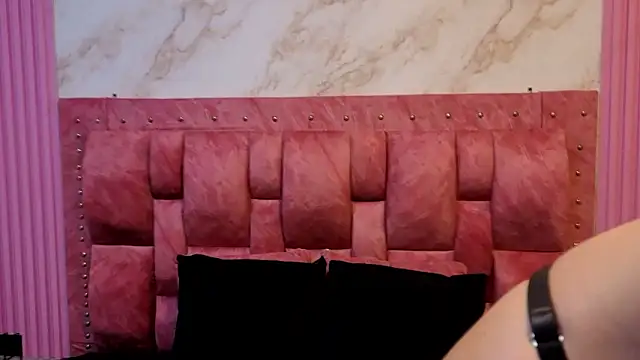 ValeryMorales online show from 02-15-26, 07:51