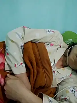 Lili-123k online show from 12-15-25, 01:15