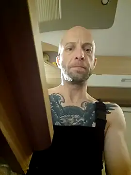 Snapshot of scotbhoyscott chatting on 12-03-25, 12:40 scotbhoyscott online show from 12-03-25, 12:40