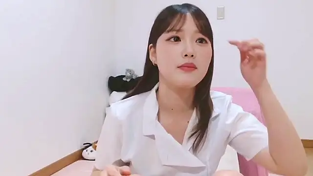 mashiro-desu online show from 12-21-25, 04:30