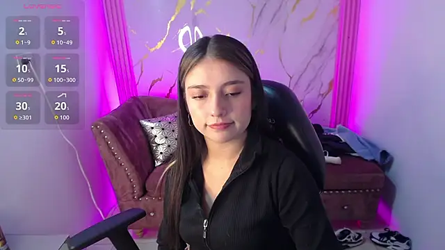 Diamond juliana online show from 02-13-26, 03:35