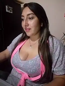 Valeria montana  online show from 02-02-26, 11:47