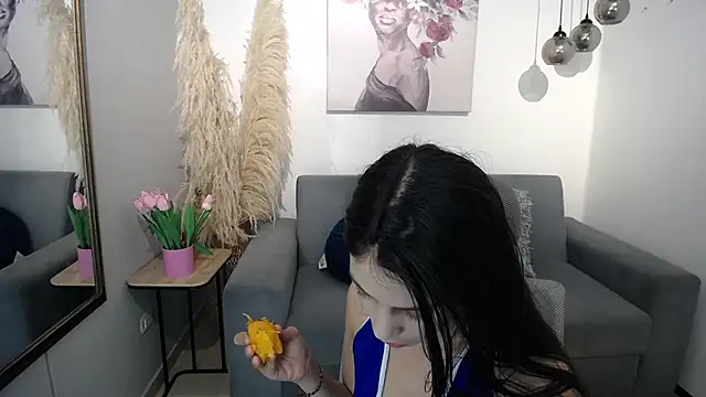 AdrianaTorres  online show from 02-25-26, 02:16