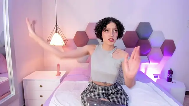 LyraVendrell online show from 03-03-26, 12:39