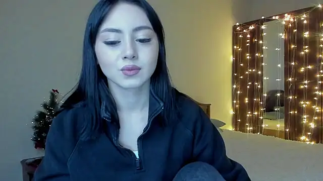 Snapshot of Milana1707 chatting on 12-16-25, 07:30 Milana1707 online show from 12-16-25, 07:30