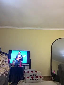 Snapshot of Privy001 chatting on 12-14-25, 02:55 Privy001 online show from 12-14-25, 02:55