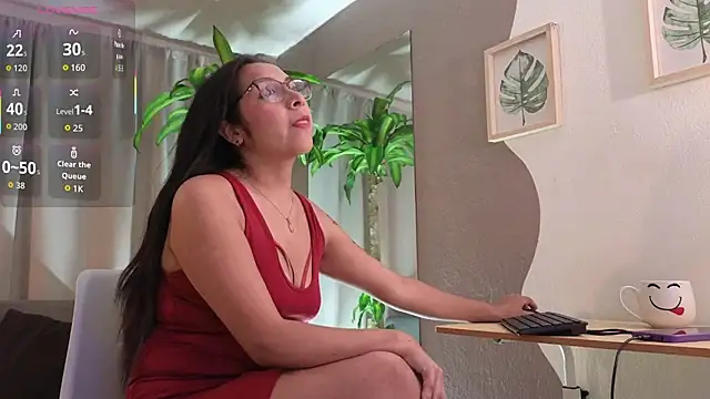 Snapshot of Saly_Moon1 chatting on 12-04-25, 07:22 Saly Moon1 online show from 12-04-25, 07:22