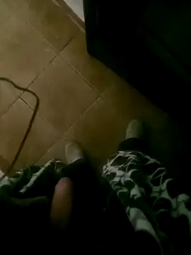 Snapshot of Valencianoo411 chatting on 12-02-25, 10:49 Valencianoo411 online show from 12-02-25, 10:49