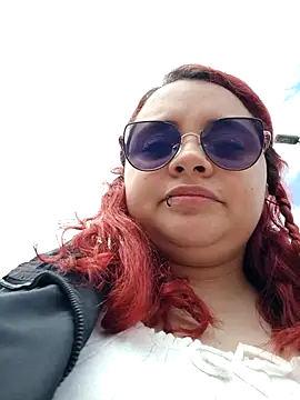 Snapshot of mia-curvy chatting on 12-04-25, 04:59 mia-curvy online show from 12-04-25, 04:59