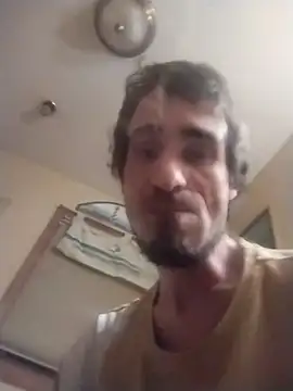 Snapshot of bigjohnson2914 chatting on 12-13-25, 11:21 bigjohnson2914 online show from 12-13-25, 11:21