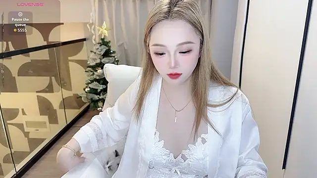 Star-XinX online show from 02-25-26, 02:48