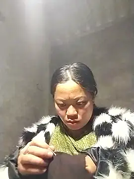 AlilaK2 online show from 12-18-25, 01:55