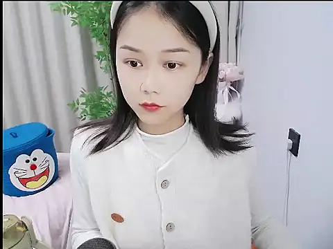 mili923 online show from 12-19-25, 01:40