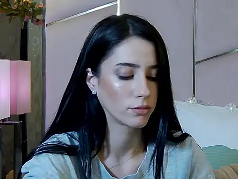 AmeliaJunee online show from 01-05-26, 10:02