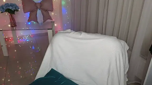 Deborah lowe online show from 02-17-26, 04:13