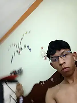 Reyanteti1 online show from 12-03-25, 03:32