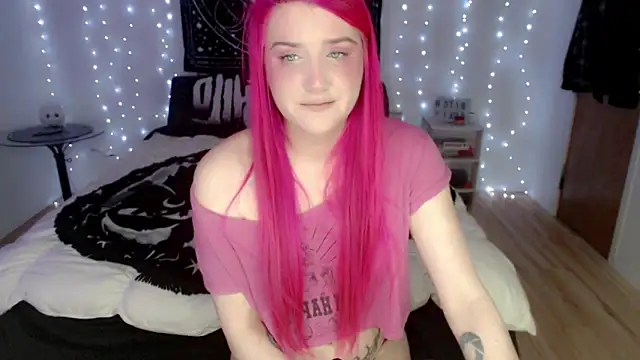 MaryMary  online show from 02-01-25, 01:44