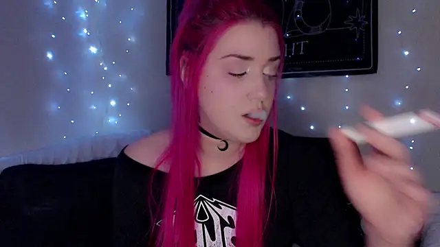 Snapshot of MaryMary_ chatting on 03-22-26, 12:14 MaryMary online show from 03-22-26, 12:14