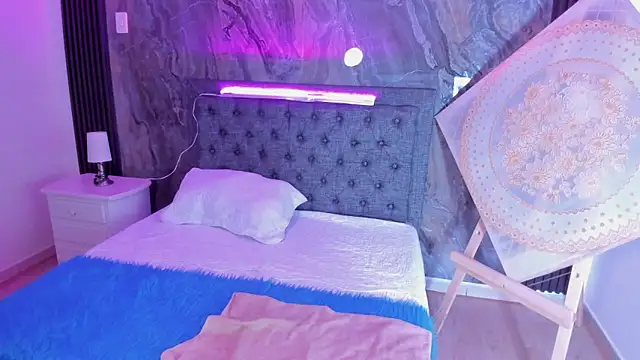 Alicee Stonee  online show from 01-06-26, 07:28